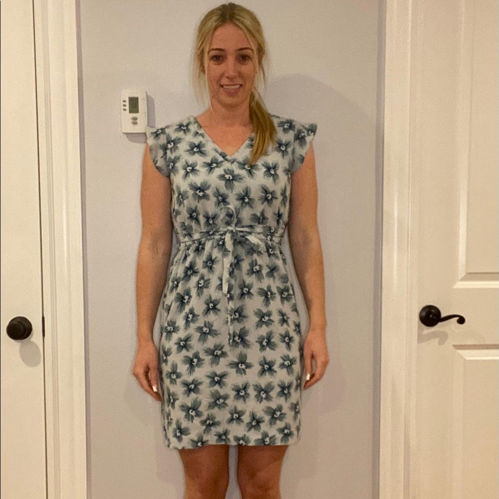Ann Taylor Factory Short belted Dress